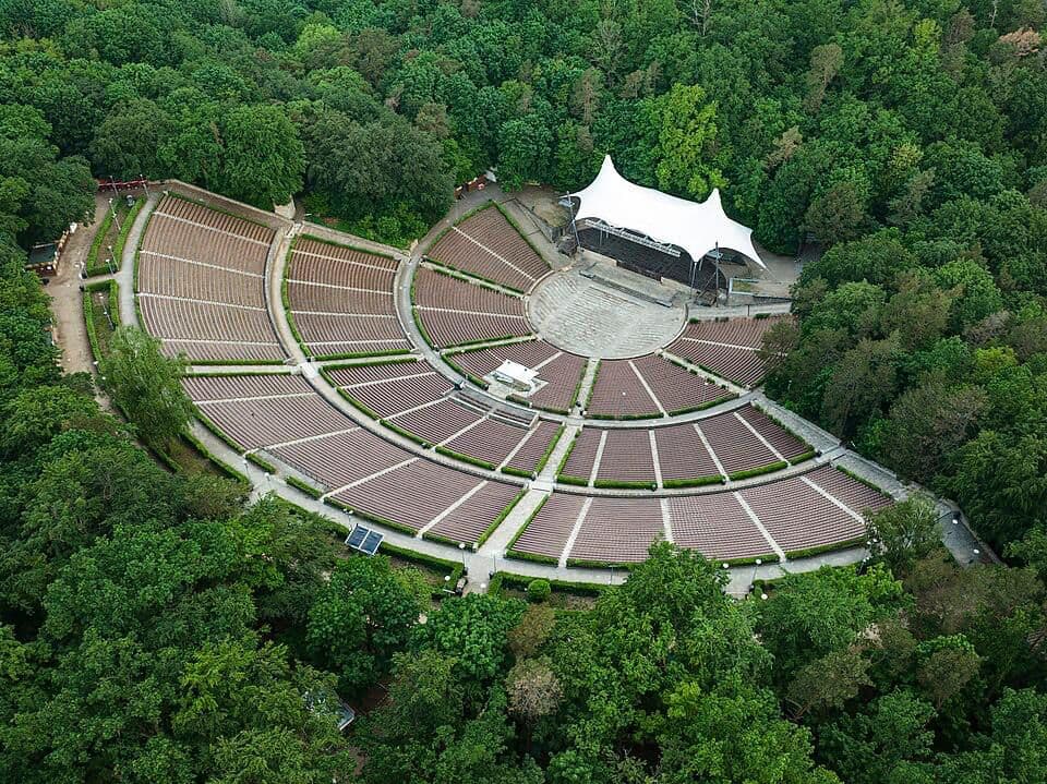 West-Eastern Divan Orchestra at the Waldbühne | BlueLobster